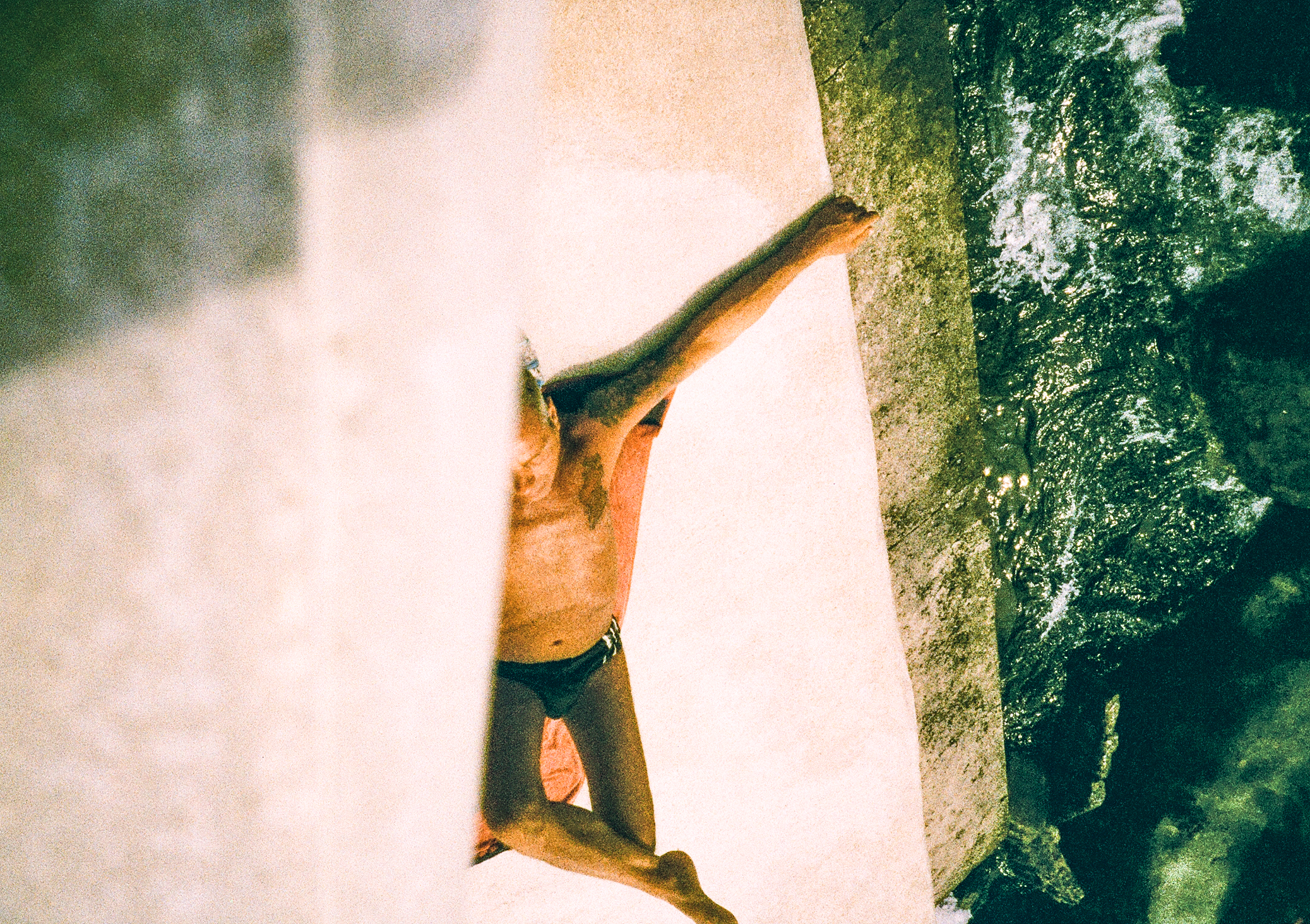 Pentax 17 - Harman Phoenix II 200