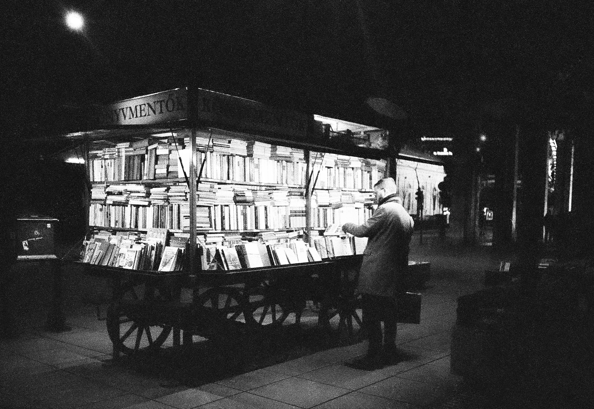 Olympus trip AF mini - Kodak p3200 tmax