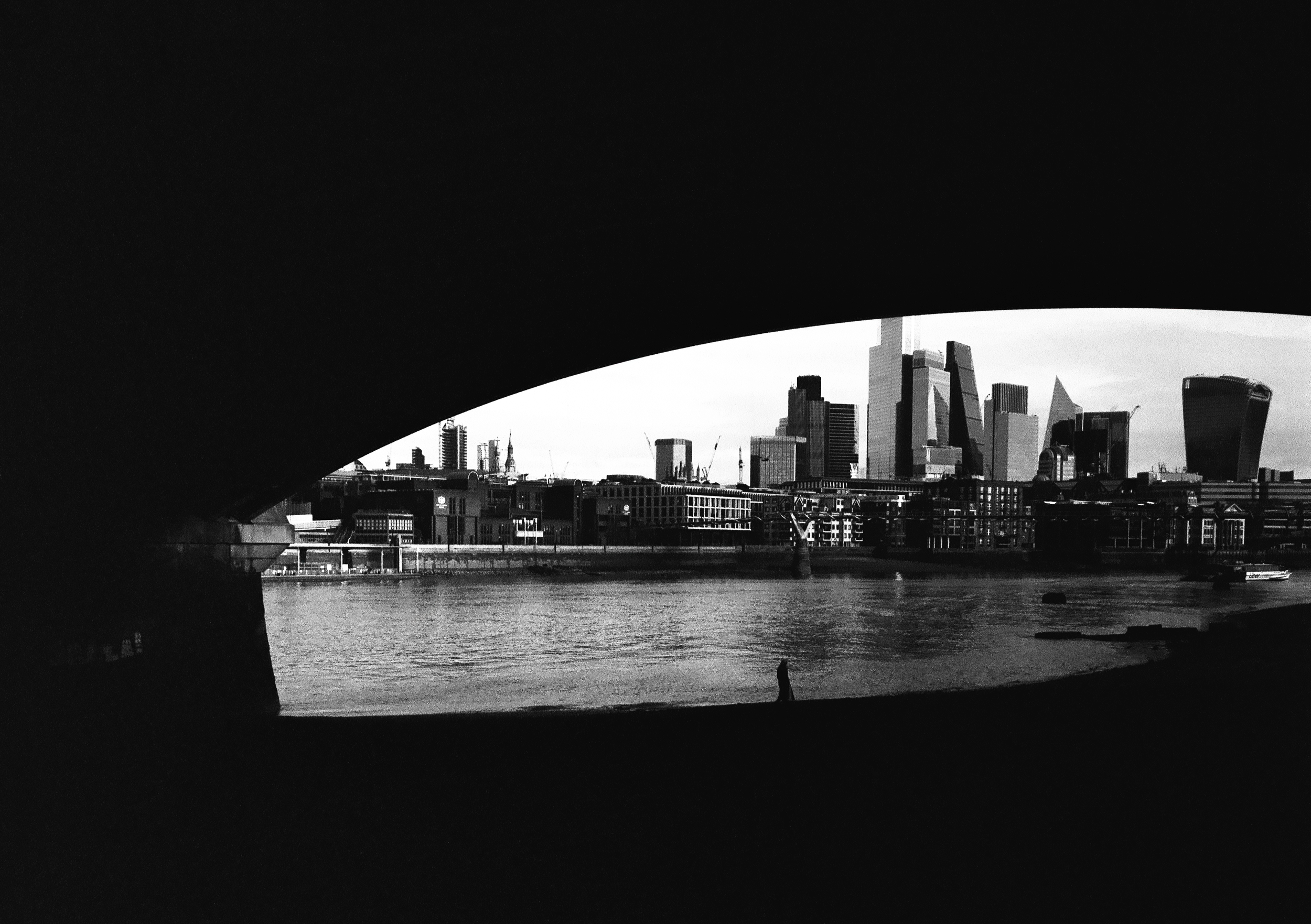 Pentax 17 - Euston 400