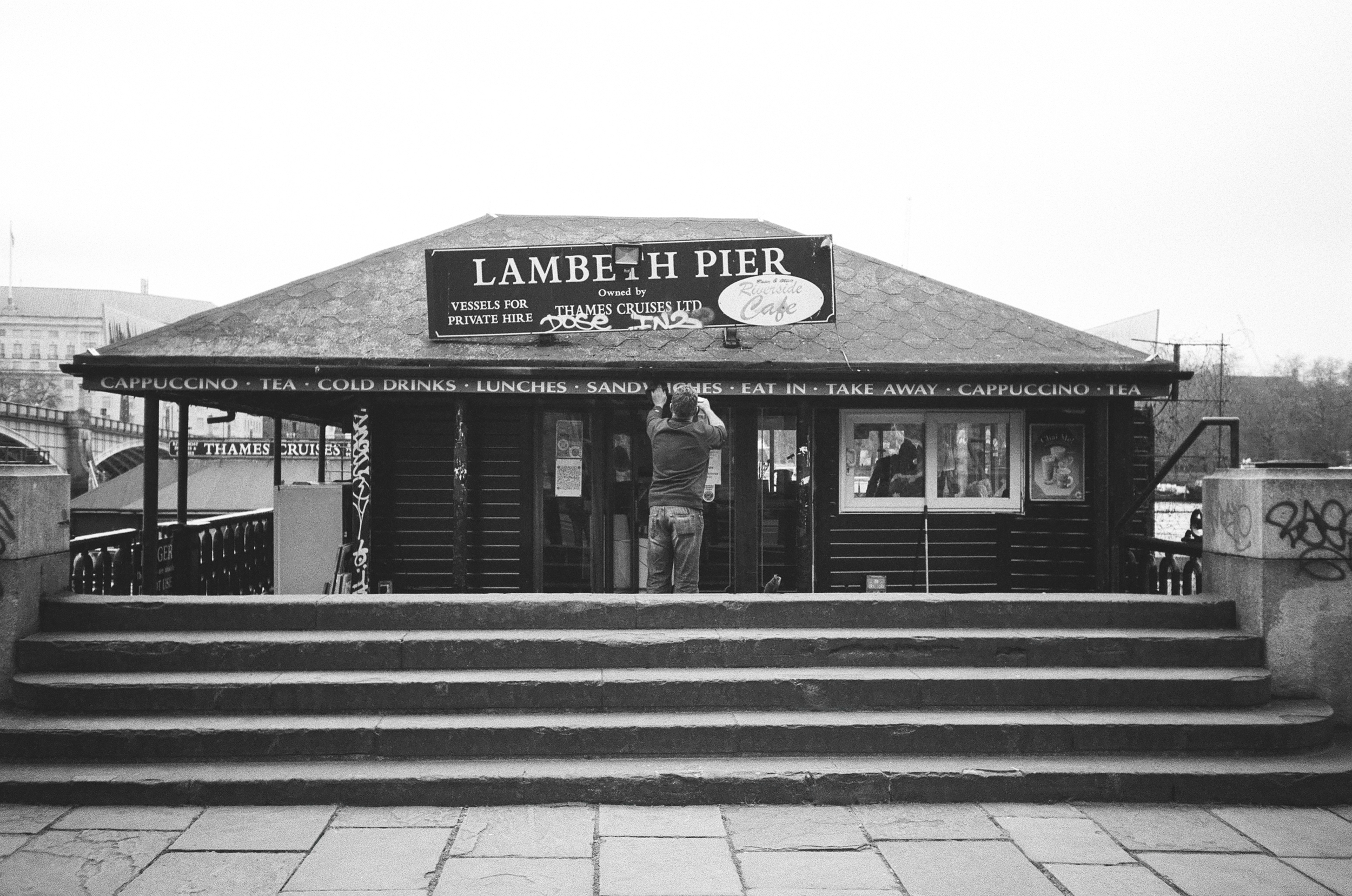 Olympus trip AF mini - Wolfen np 100