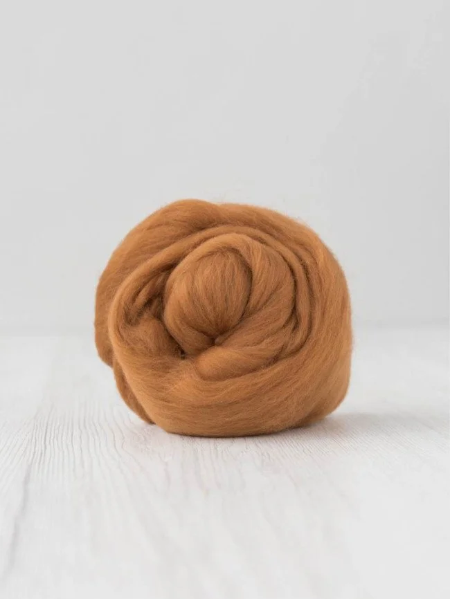 Cinnamon Wool Roving.jpg