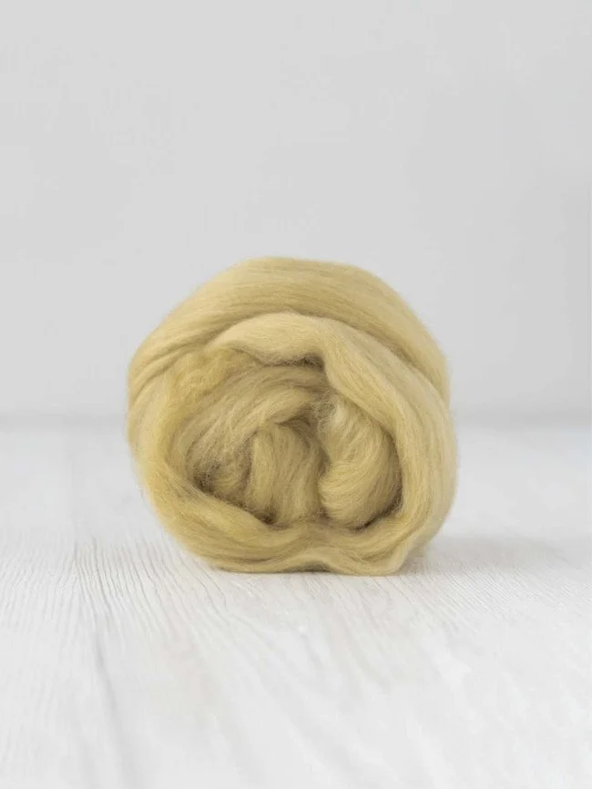 Sage wool roving.jpg