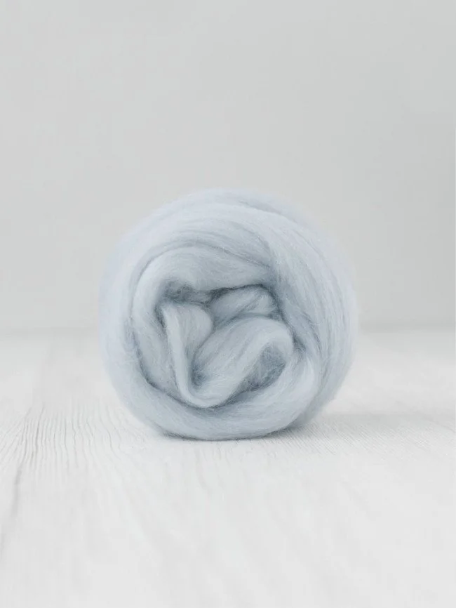 Tulle Wool Roving.jpg