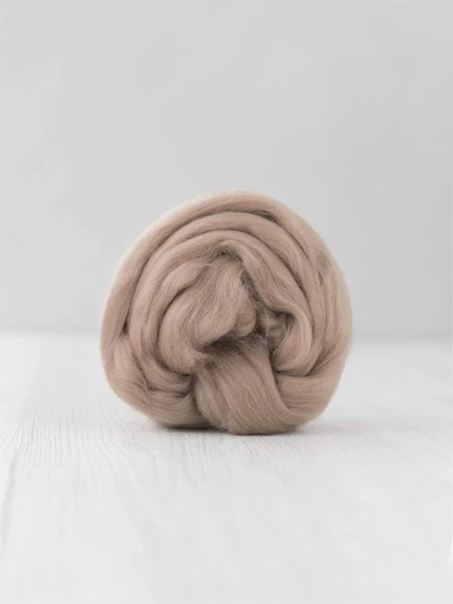 Earth Wool Roving.jpg