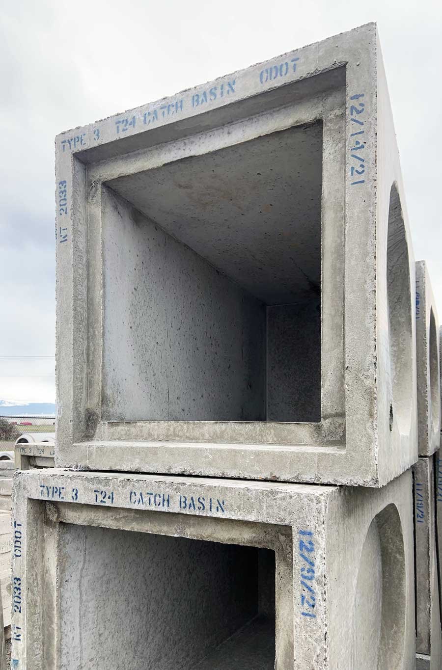 Precast-Concrete-Catch-Basins-by-Rogue-Valley-Precast-Southern-Oregon.jpg