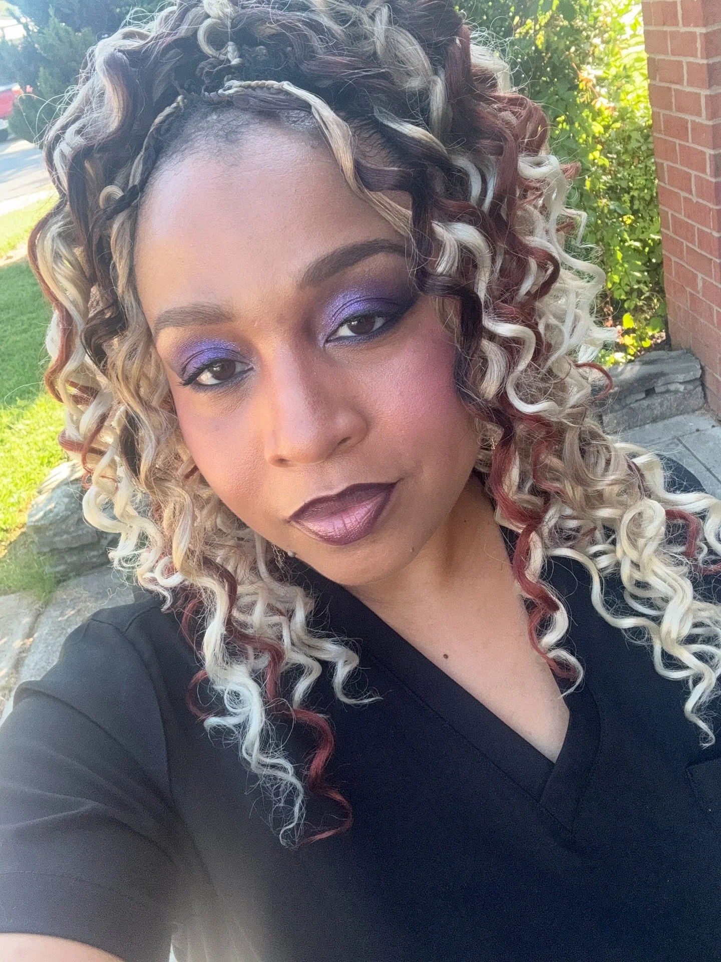 A few random photos ✌🏽

Check out my YouTube channel (MsQueenRo) for updated content