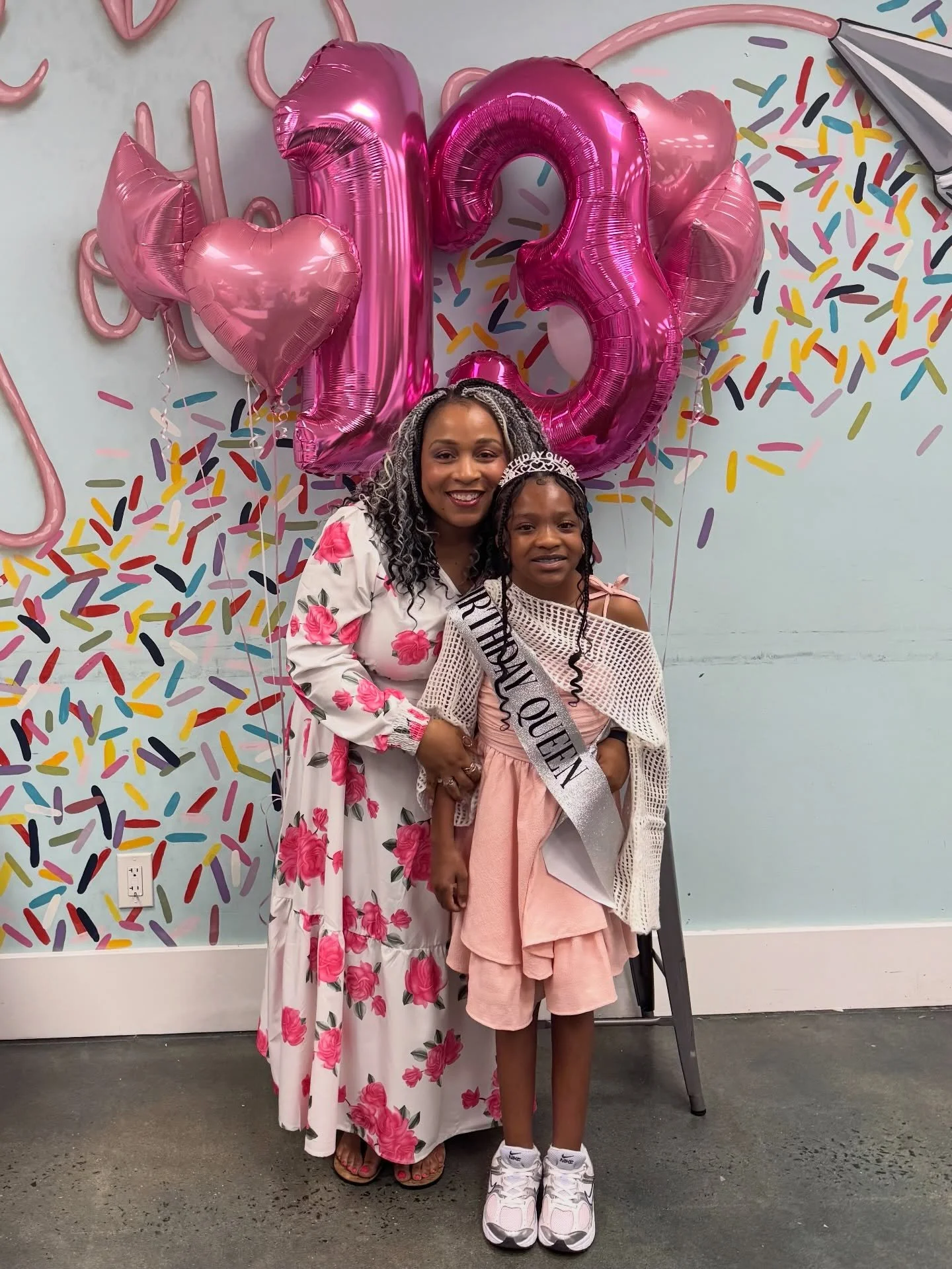 It&rsquo;s official I have a teenager 🥹💜😵&zwj;💫 😂 

Instead of throwing a traditional party, I hired a private baker to teach a cookie decorating class. The kids reactions were so pleasant &hellip; &ldquo;it was educational but we had fun and we