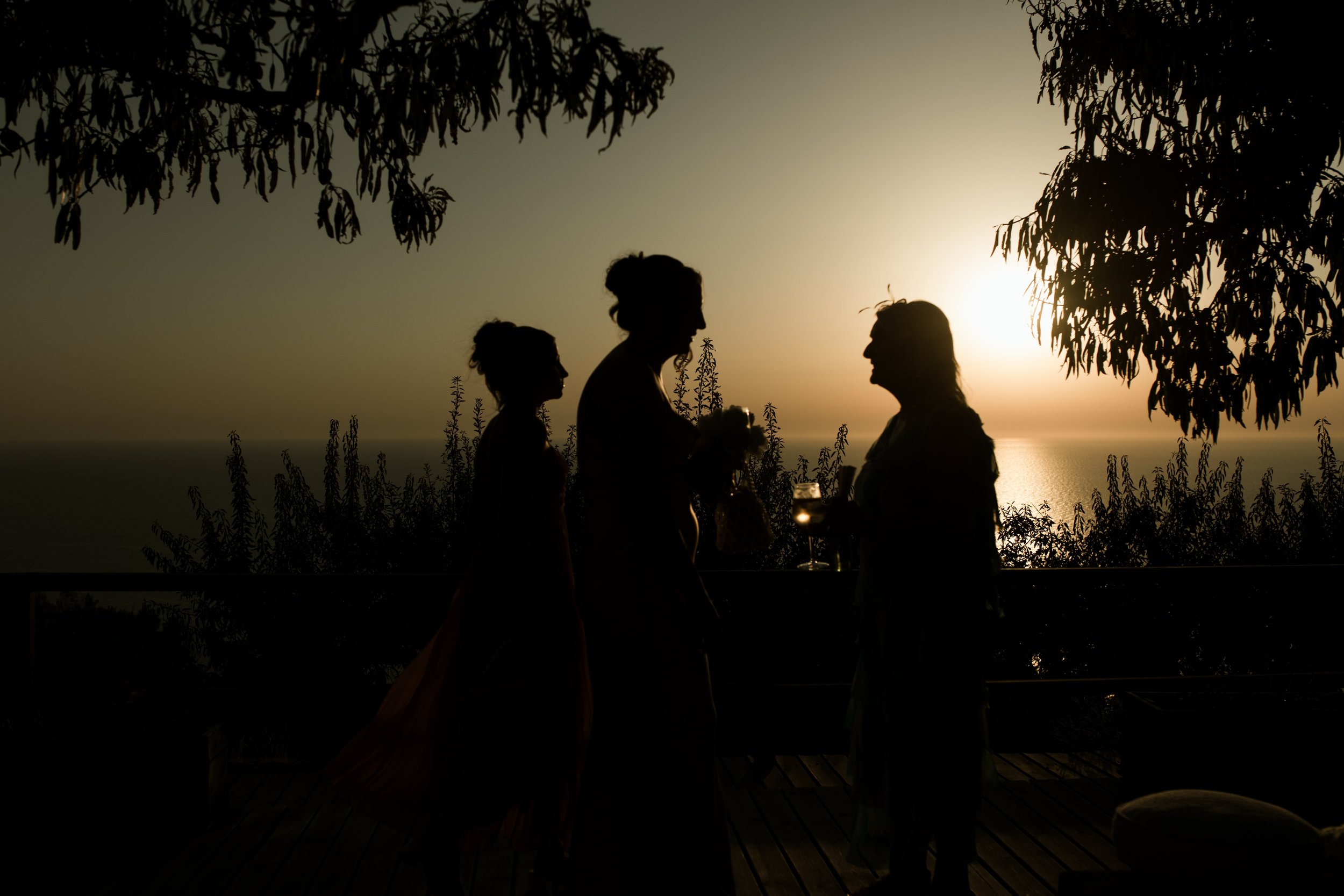 WHAT TO EXPECT FROM A COASTAL WEDDING IN CATALUNYA AND THE BALEARIC ISLANDS: LIGHT, WIND & VIBES