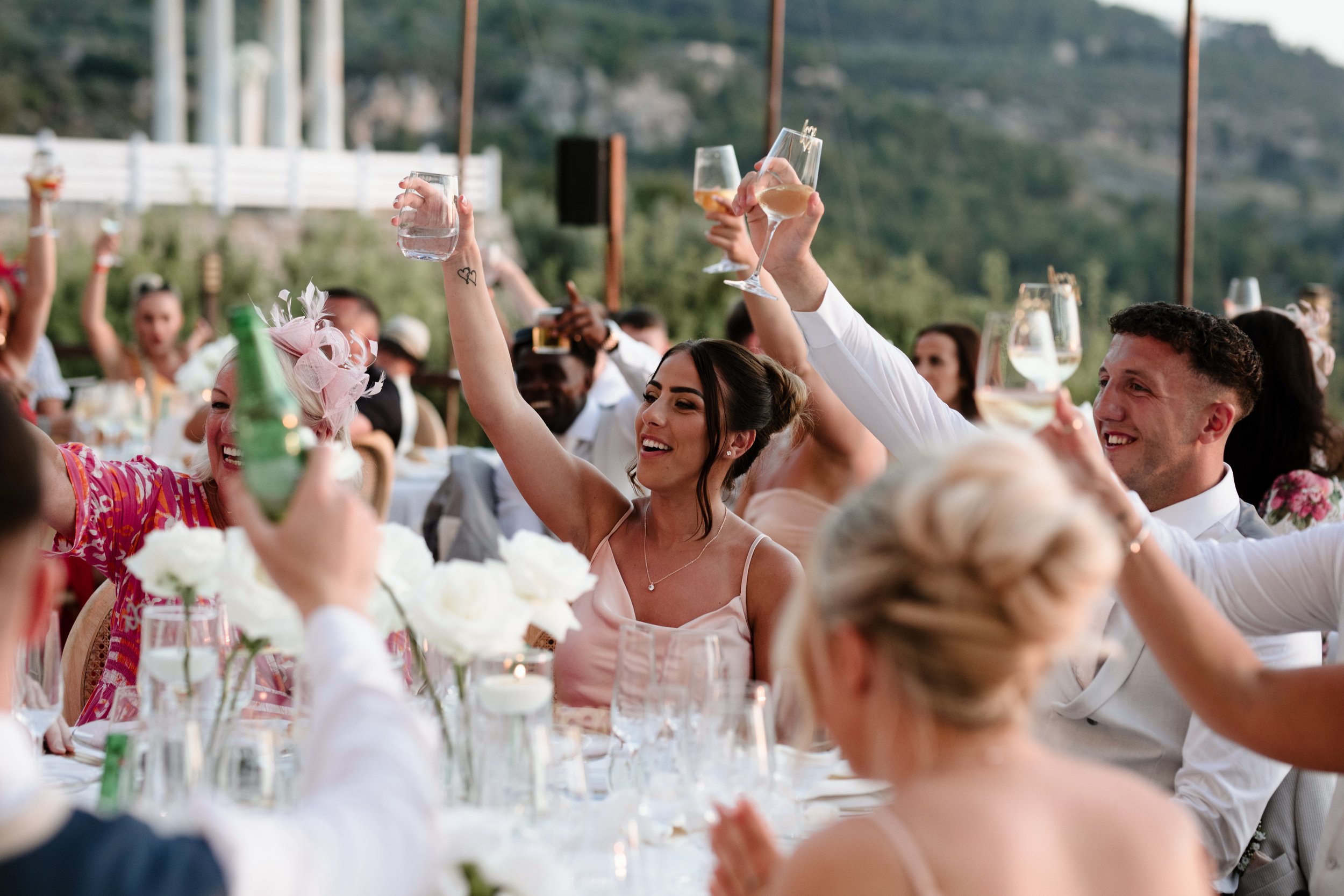 SEASONAL SENSATIONS: HOW EACH SEASON FEELS FOR A WEDDING IN CATALUNYA