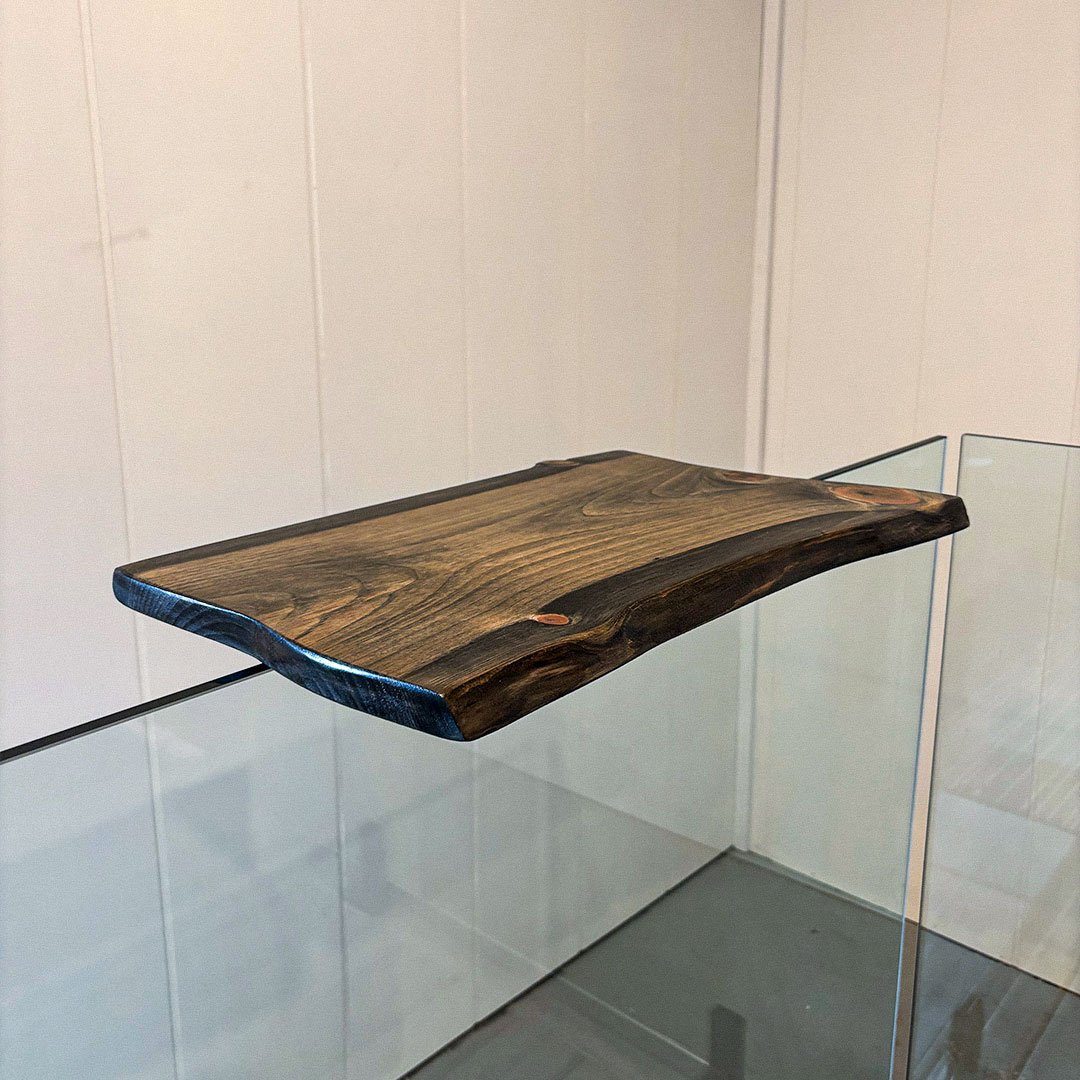 Stained_Frameless_Glass_Ledge.jpg