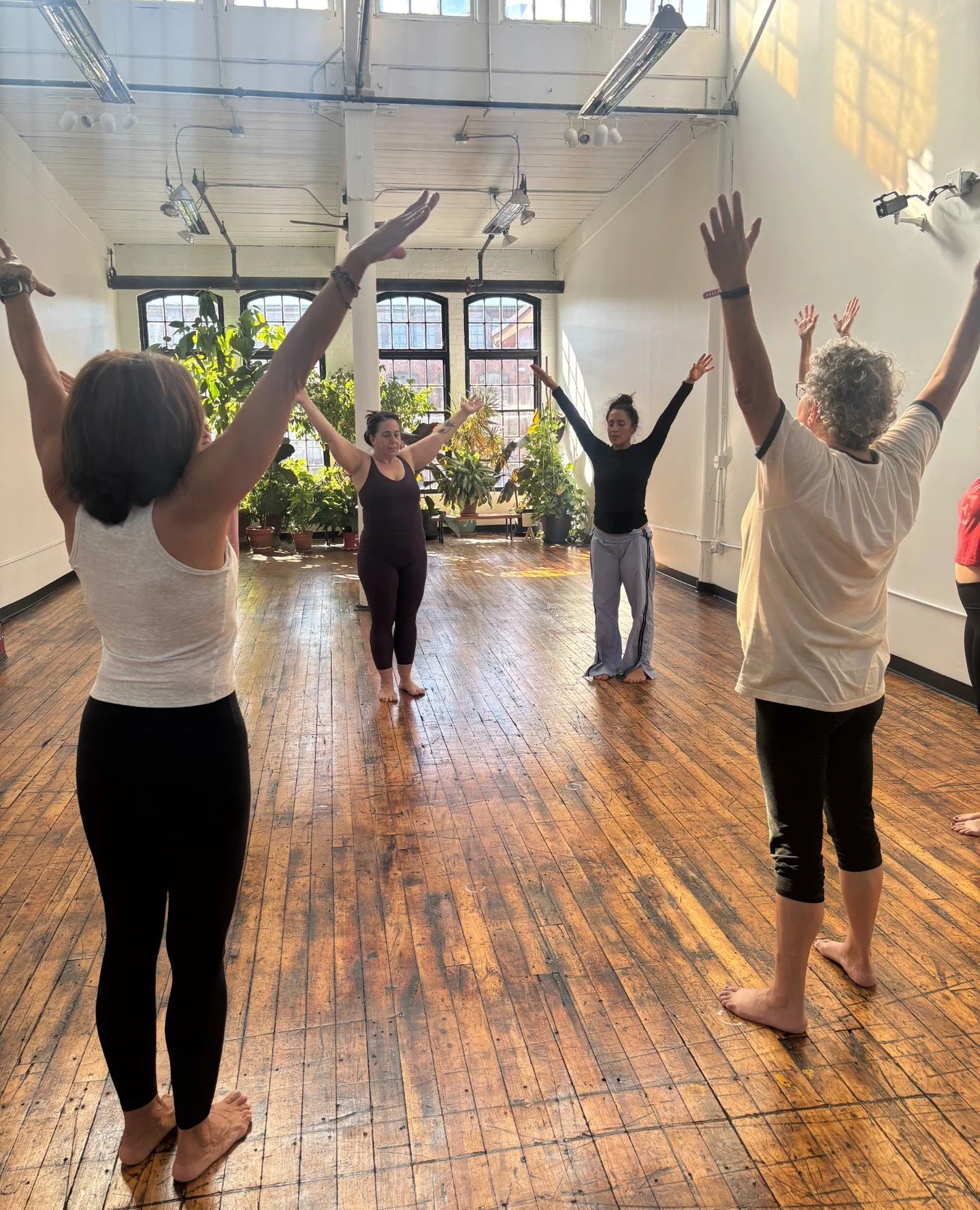 Join @leamarie0615 for a 5-week Fluid Form Dance Series, blending elements of yoga, somatic movement, and modern dance to help you reconnect with your body’s natural rhythm and ease. Each week explores a new area of the body, guiding you toward