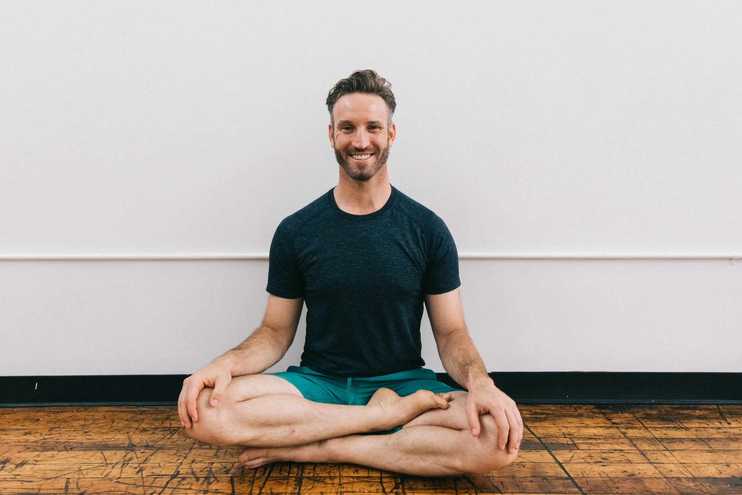 We are thrilled to welcome Ben back to the studio this summer! Maybe you know Ben from his incredible sound bath offerings in and around Providence. Likewise, his teaching of the physical practice is filled with opportunities for clarity and expansio