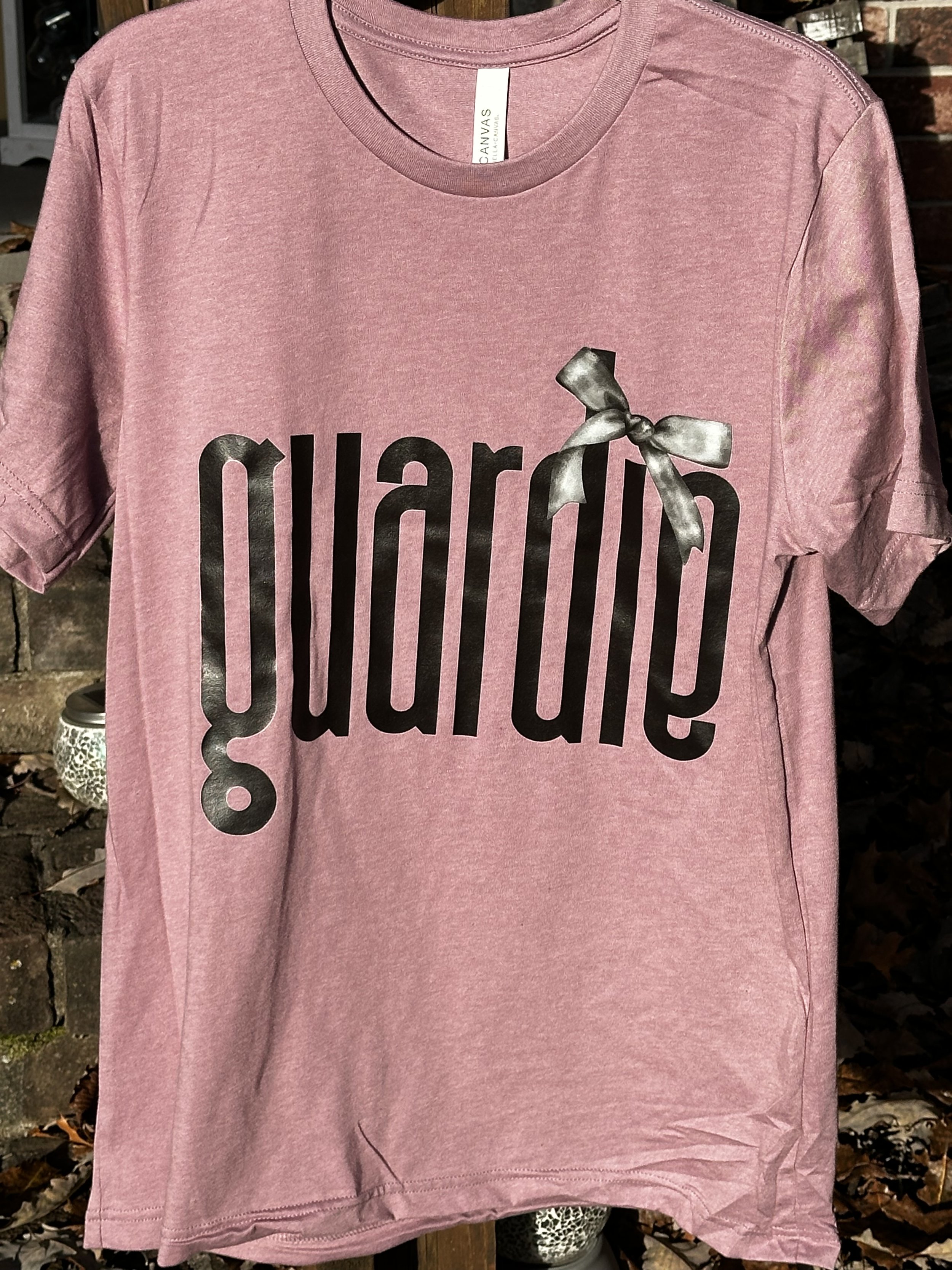 Guardie Bow Tshirt