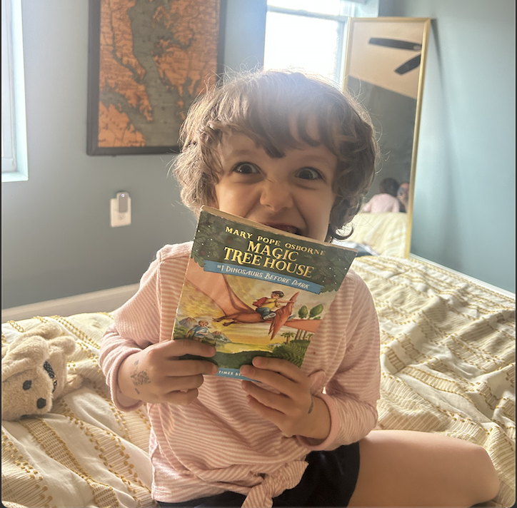 Avery’s Bookshelf: Magic Treehouse (1)
