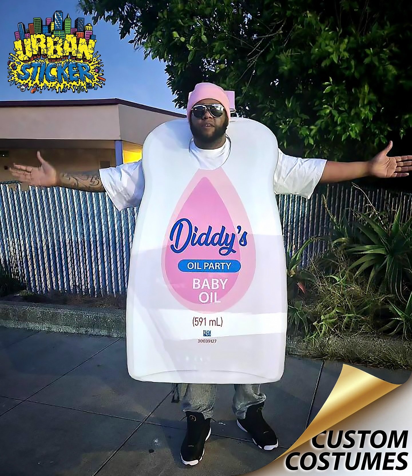 CUSTOM COSTUME FOR @christian91511 🧴🧴🧴

#urbansticker #lotion #diddy #pdiddy #puffdaddy #seanjean #seancombs #halloween #happyhalloween #costume #costumes #halloweencostume #halloweencontest #halloweencostumes #nodiddy #oilparty #babyoil #whitepar
