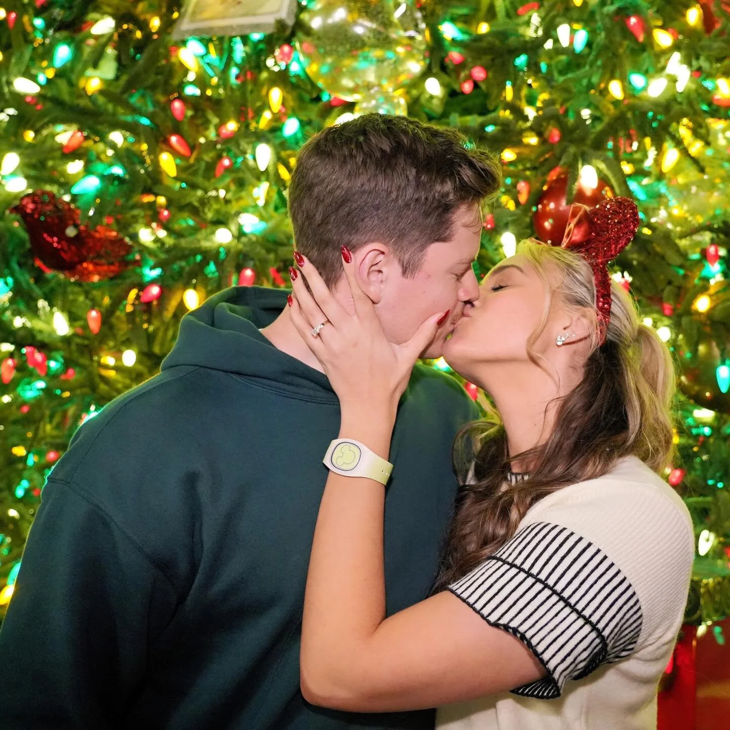 Merry Christmas and Happy New Year from the Whitney&rsquo;s! ✨