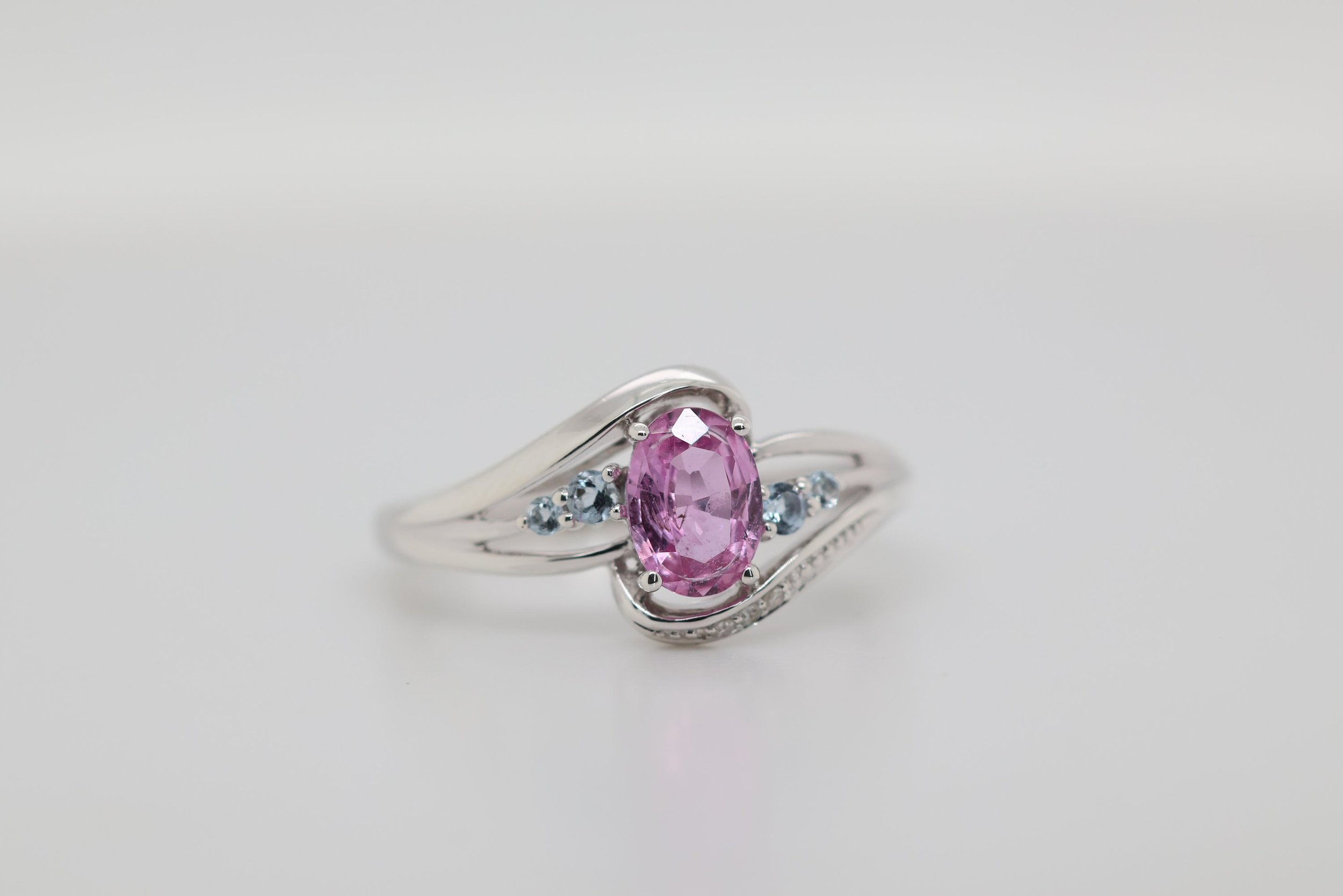 https://i.etsystatic.com/45534643/r/il/99b974/5172596145/il_fullxfull.5172596145_9ley.jpg