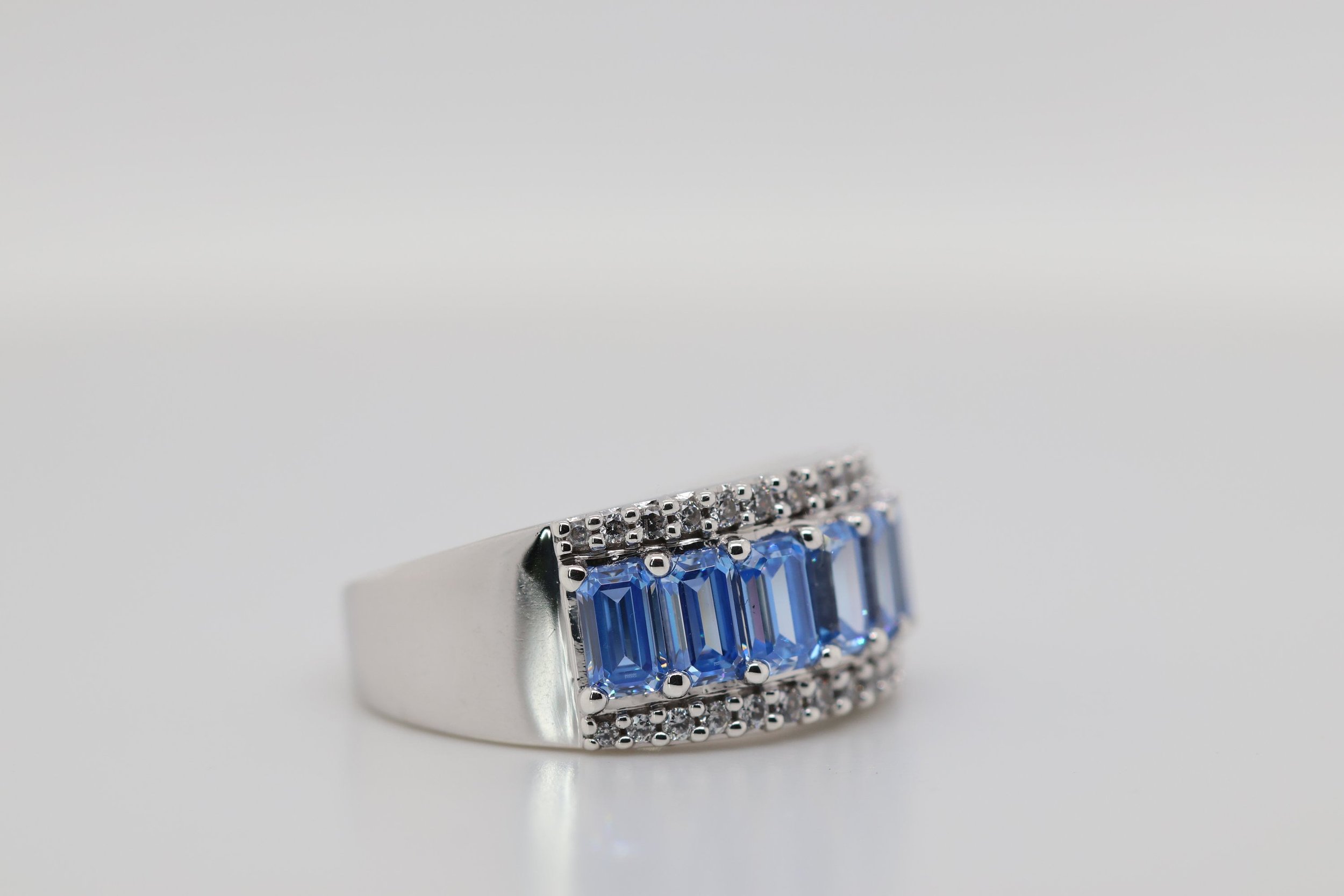 https://i.etsystatic.com/45534643/r/il/75ce2b/5124349838/il_fullxfull.5124349838_3eqj.jpg