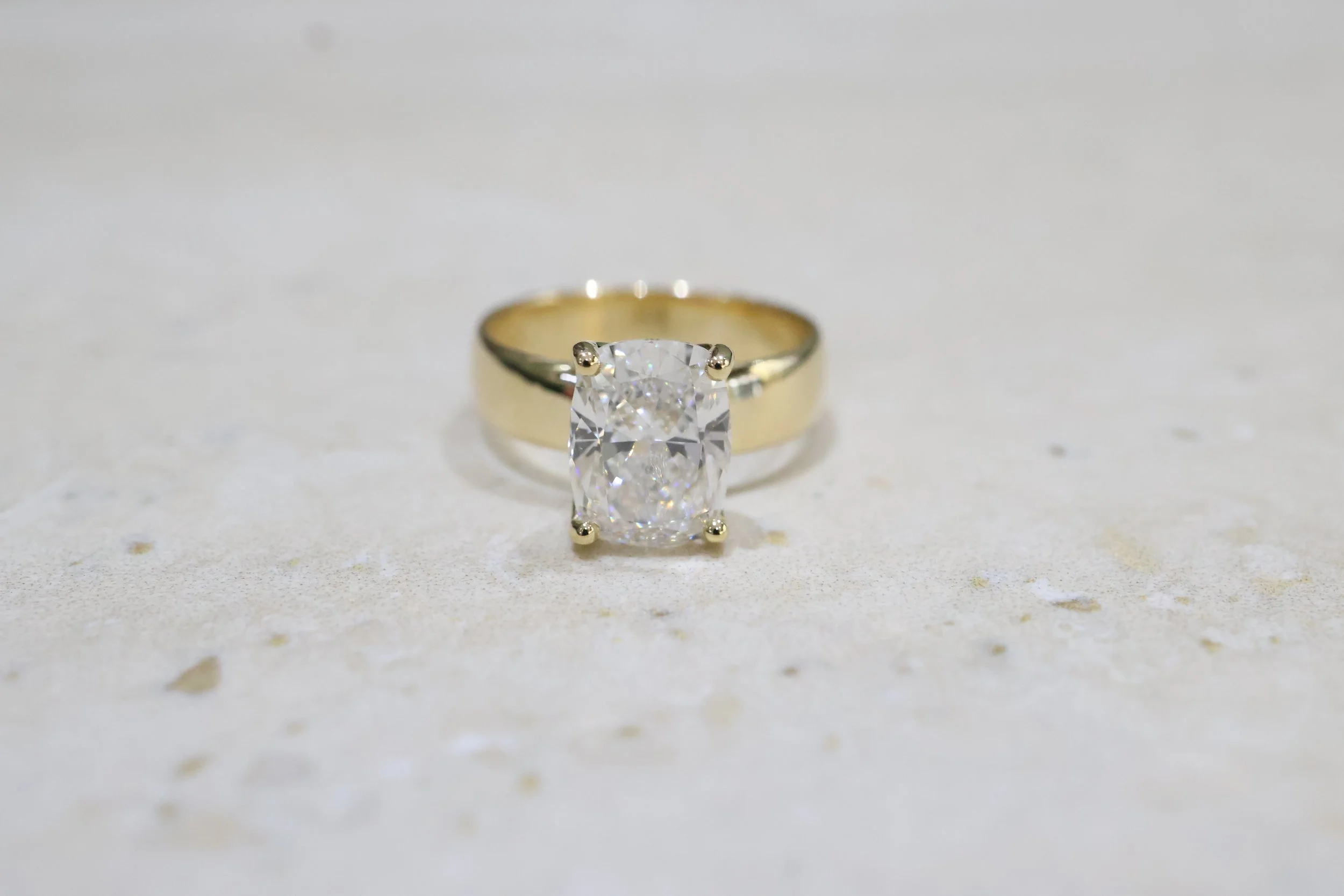 18ct Yellow Gold 2.87ct Elongated Cushion Cut Lab-Grown Diamond Engagement Ring