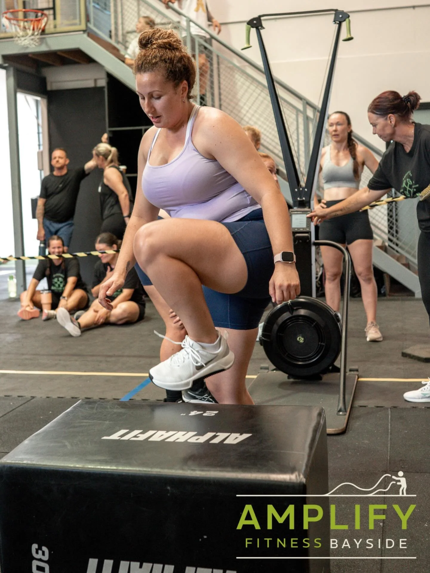 Stepping into a new week with new goals &amp; a positive attitude - I&rsquo;m ready to show up for ME and push past my comfort zone ✨
Who&rsquo;s with me?! 🙋🏼&zwj;♀️🙋🏽&zwj;♂️
#AmplifyFitnessBayside #AmpFitCommunity