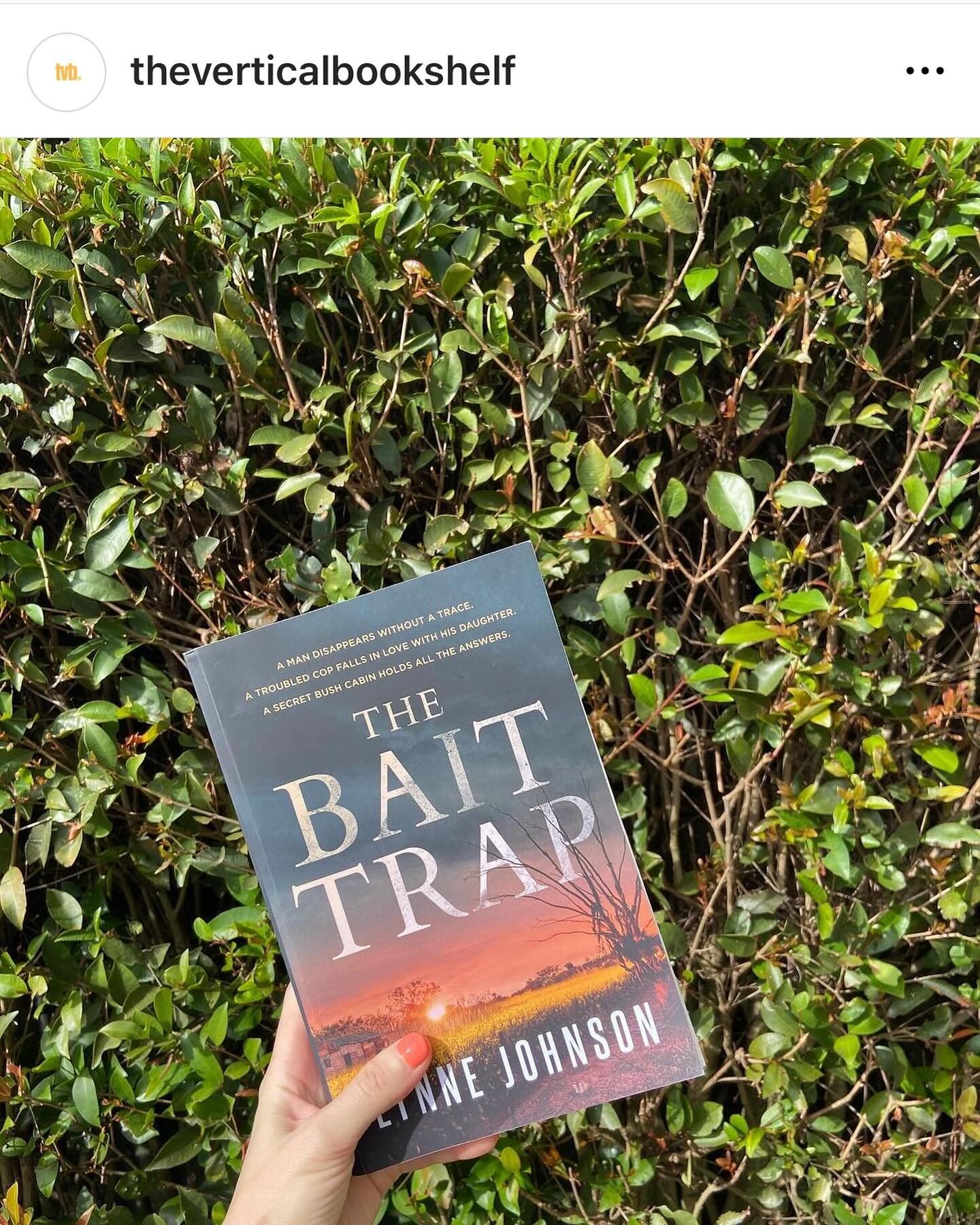 This review by @theverticalbookshelf really made my day. &lsquo;I love an outback thriller&hellip;battler storyline&hellip;lying neighbours&hellip;bullshit family secrets&hellip;Johnson has captured it all.&rsquo; 📚 
#thebaittrap #lynnejohnsonauthor