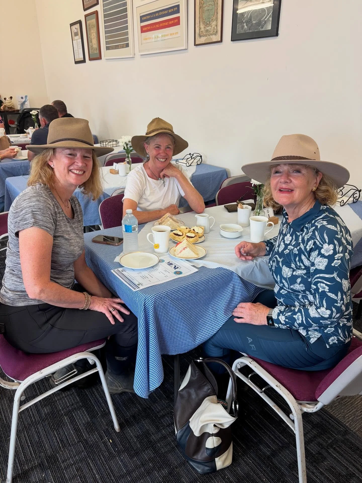 The Robbo Show at the weekend had it all: ferrets, hogged stock horses (my favourite), Alice- in- Wonderland-type pumpkins, steers with three- metre- wide horns, and, yes, scones with jam and cream. With the dairy cows, it&rsquo;s all about the udder