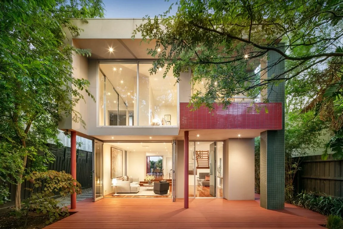 8 Woodside Cres, Toorak VIC 3142