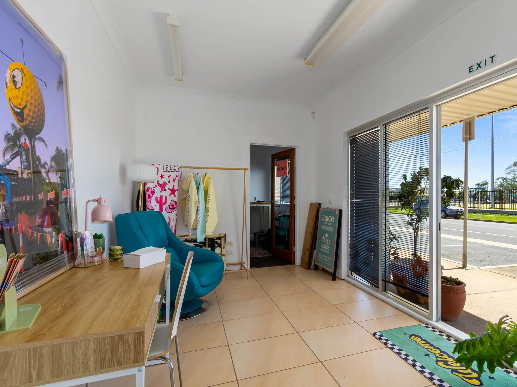 GV 1&2, 1 Kallara - Outlines HR Web Images9.jpg