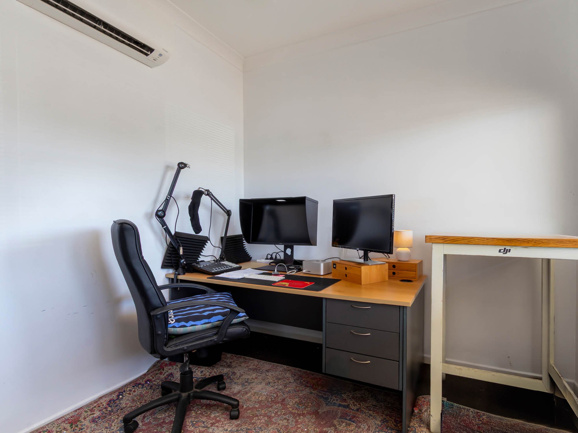 GV 1&2, 1 Kallara - Outlines HR Web Images15.jpg