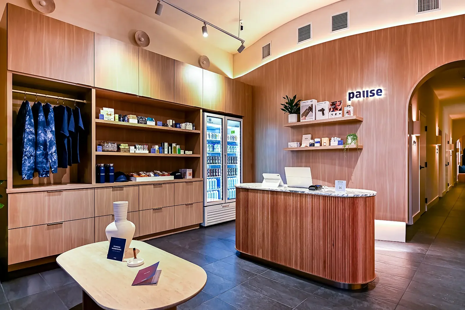 rcc-pause-reception-retail-01.webp