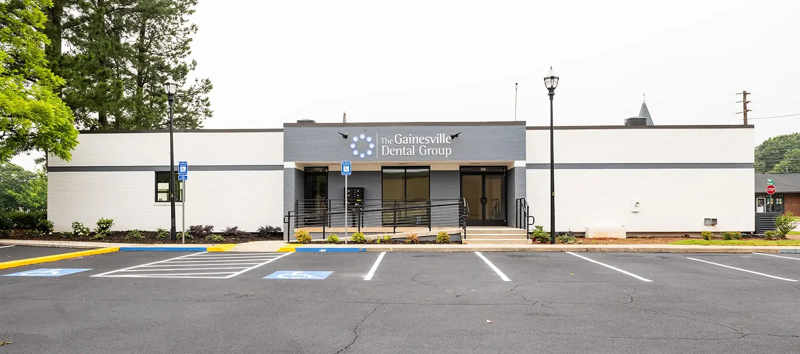 rcc-gainesville-dental-exterior.webp