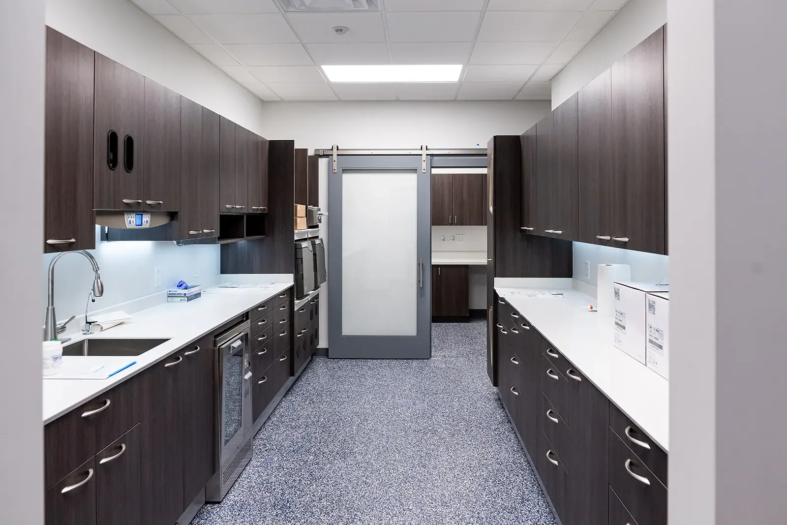 rcc-gainesville-dental-clinical-workroom.webp