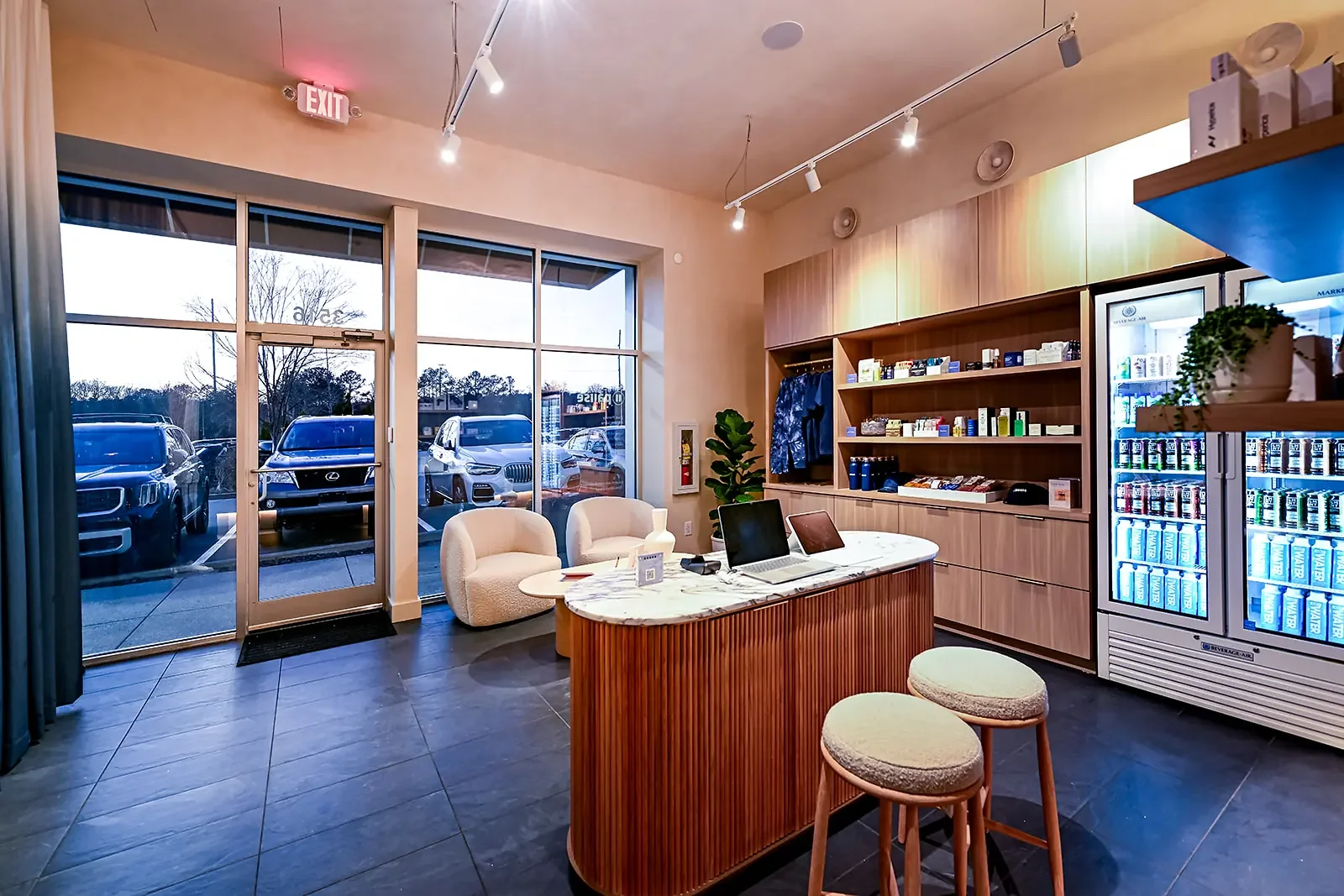 rcc-pause-reception-lounge-01.webp