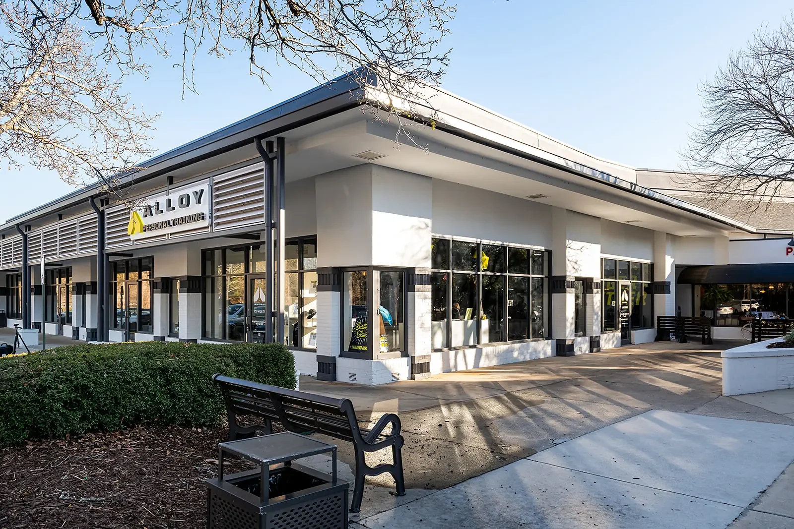 rcc-alloy-peachtree-exterior-storefront-01.webp