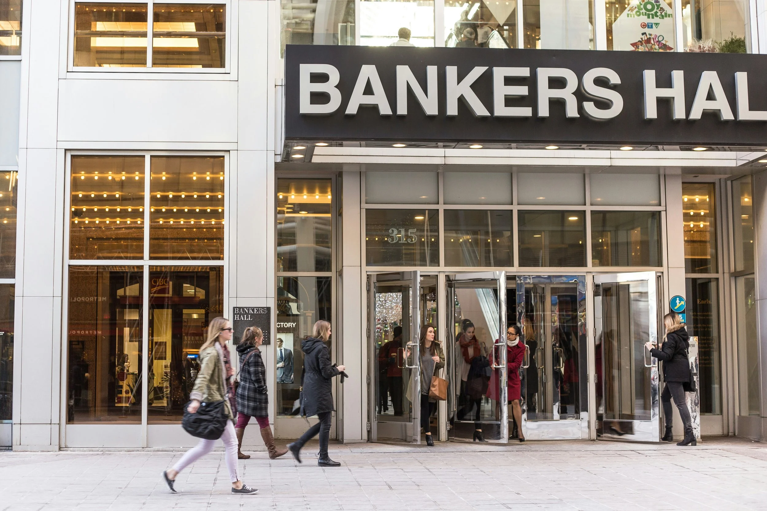 Making Your Banking High-Street Presence Work Harder: Be First to Market with New Offers