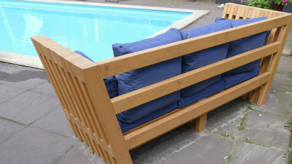 lounge-bank-tuin-achteraanzicht.png