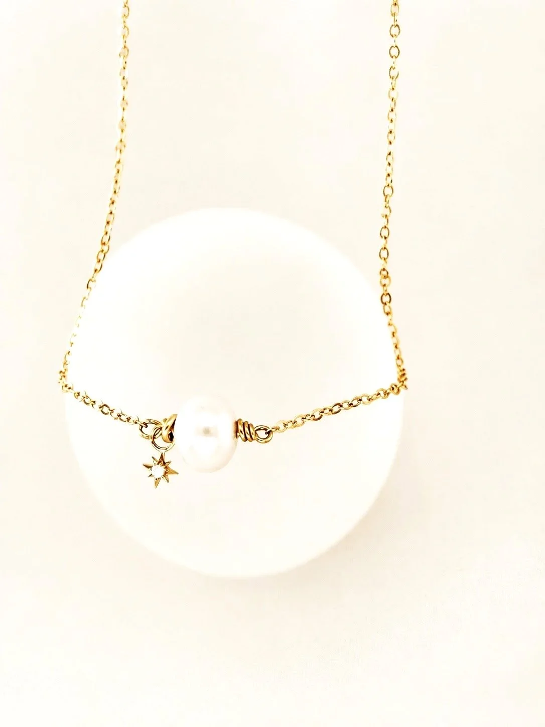 lucky%2Bstar%2Bpearl%2Bchoker%2Bnecklace.jpg