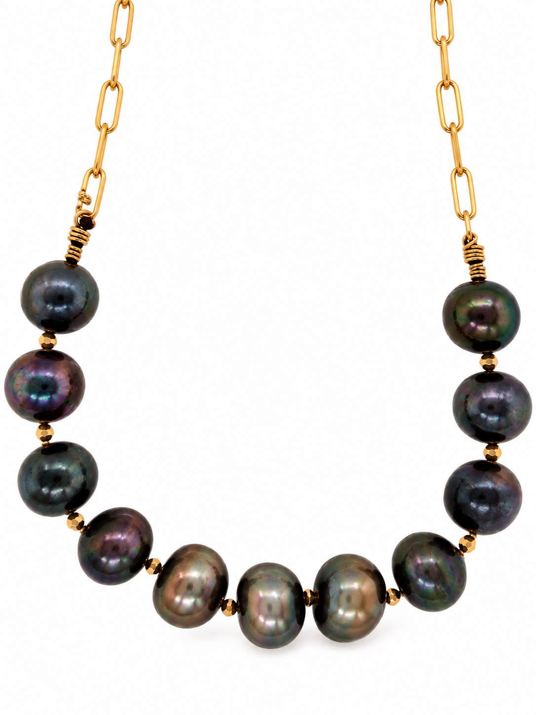 dark pearl necklace.png