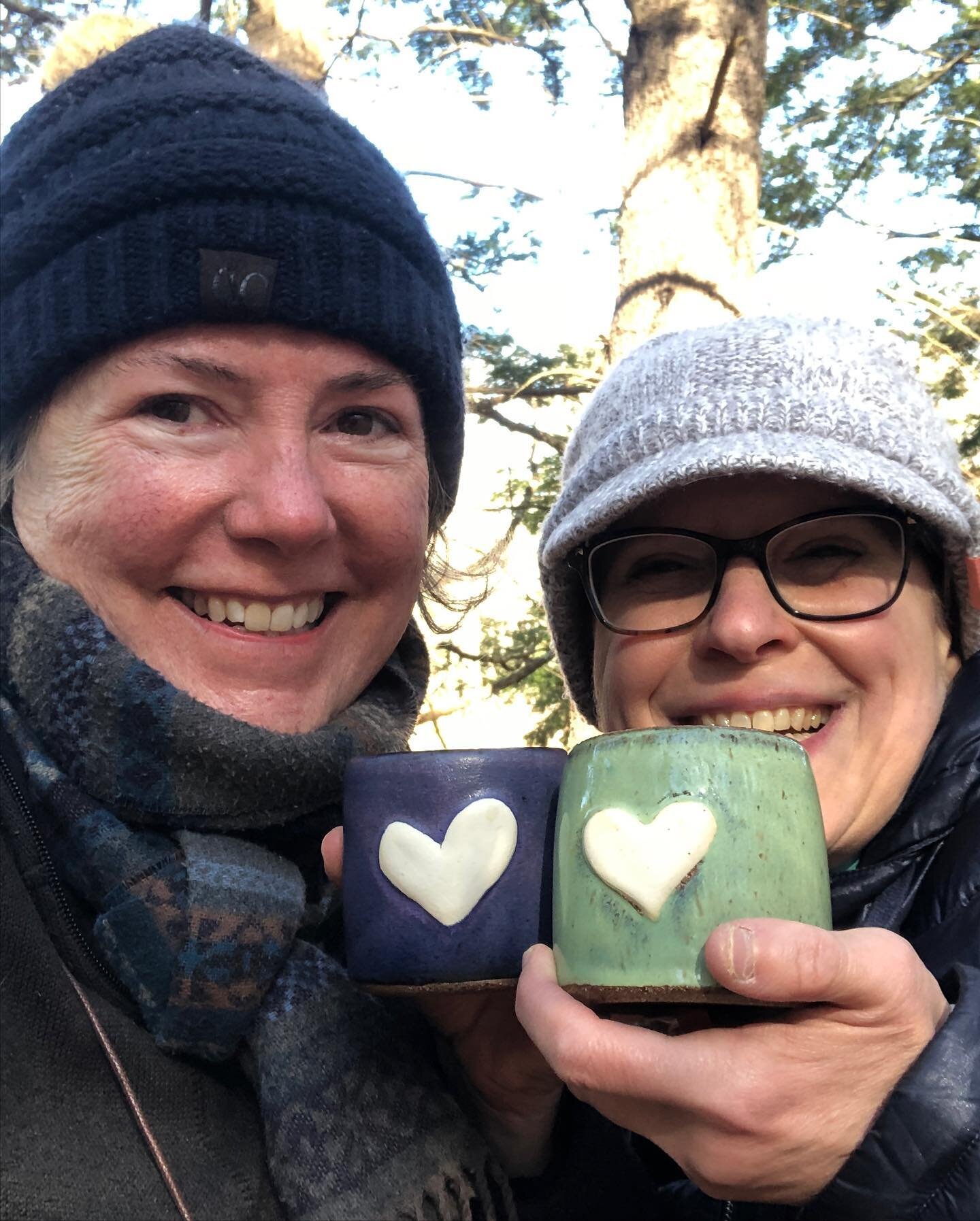 Happy Valentines Day Forest Friends! @oceanfirepottery @kitterylandtrust @regan.stacey @theforesttherapyschool 
💙💚🌿🫖
#foresttherapy #selfcare #bluefernforestbathing