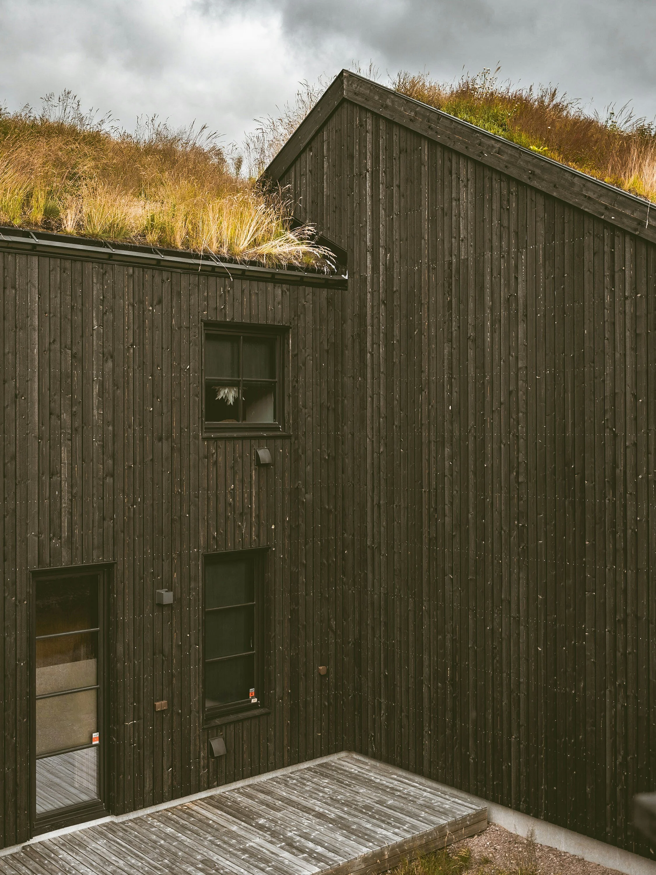 stockholm-paris-studio-m2Ou8xb99I8-unsplash.jpg