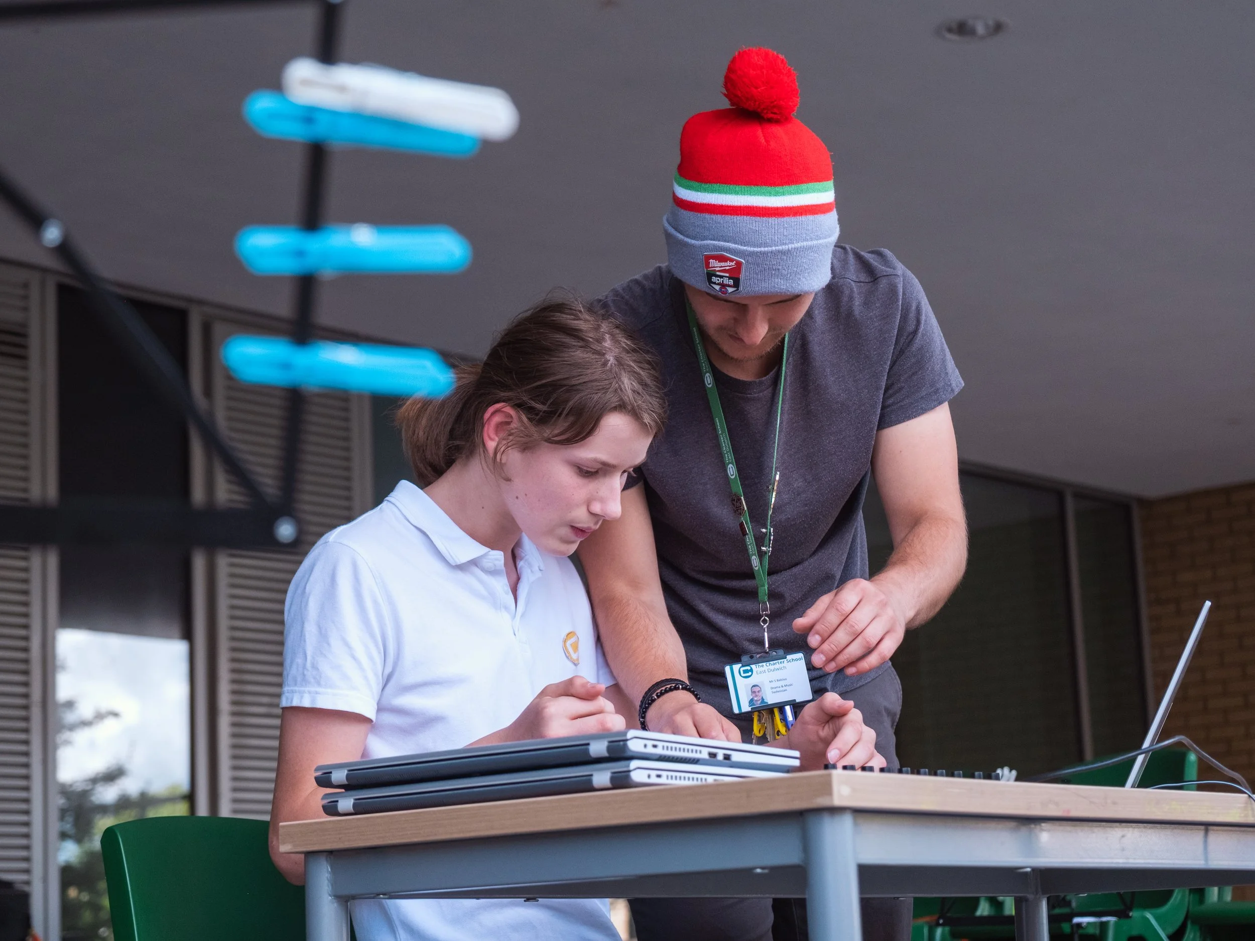 © Oliver McKenzie / Create. Define. Release.