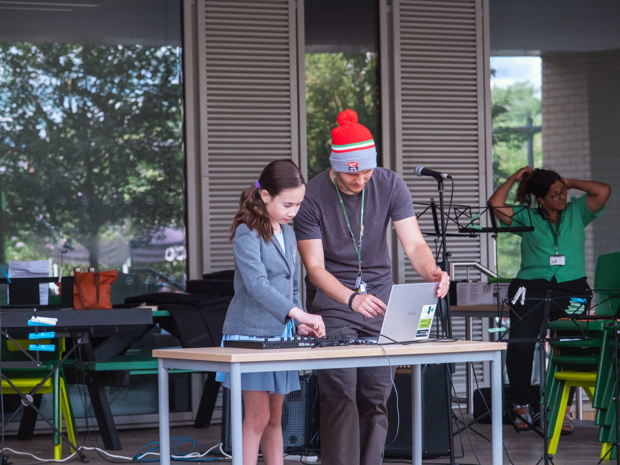 © Oliver McKenzie / Create. Define. Release.