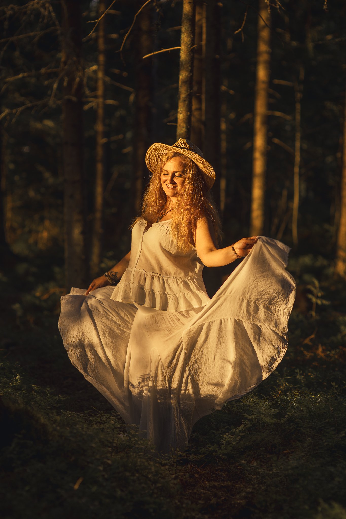 boudoirkuvausta miljöössä-boudoirkuvaajatampere-2.jpg