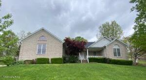 🌺💐🌸Take a look at Area One Realty&rsquo;s GREAT New Listing at 118 Chesapeake Trail located in Corman&rsquo;s Crossing Subdivision in Cox&rsquo;s Creek, Ky offered by Mike &amp; Kathy Ballard🌸💐🌺

This spacious home 🏡 offers
🌸1944 sq ft of liv