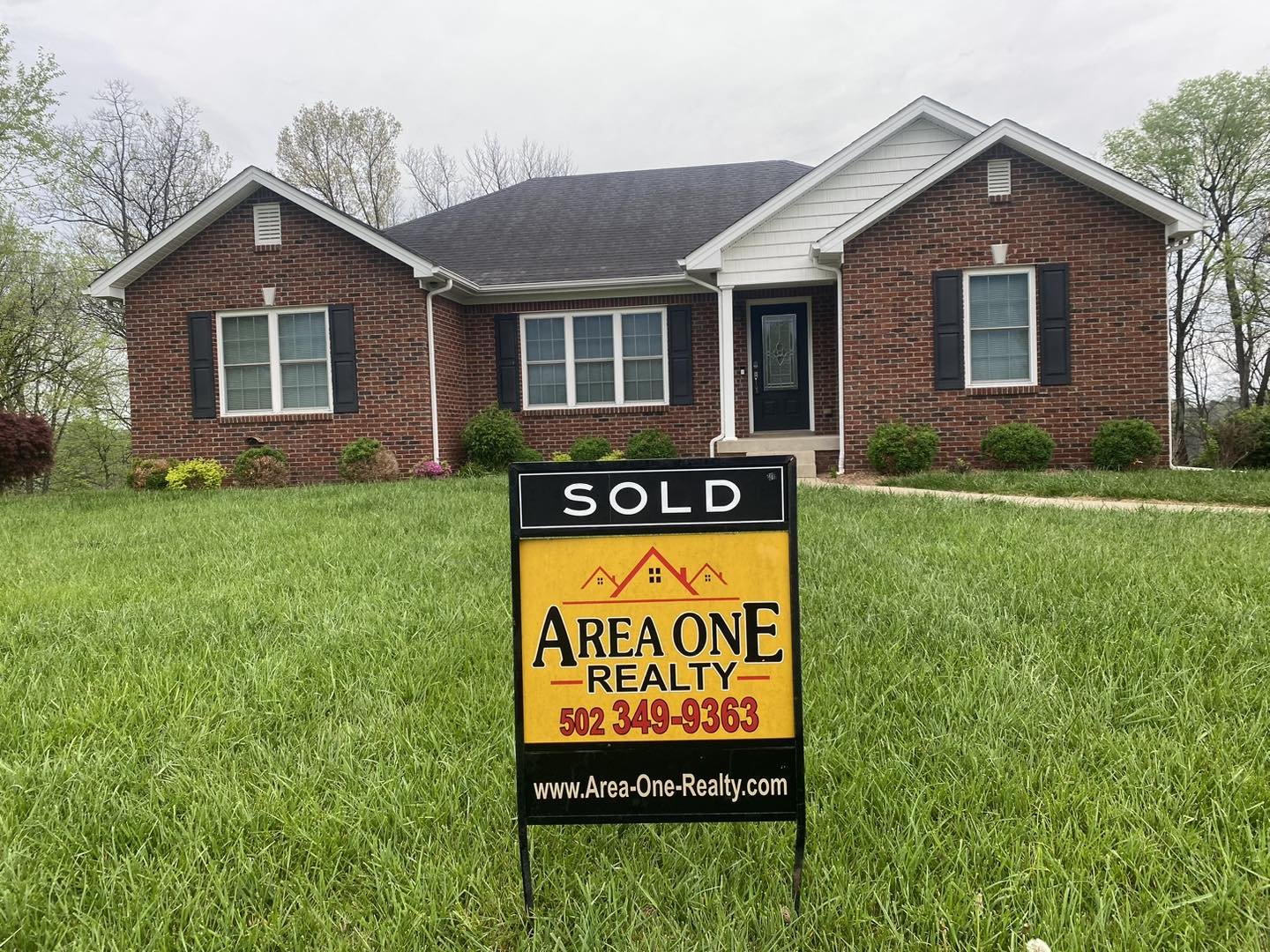 💕🌸💕Beautiful Beechfork Estates home 🏡 LISTED &amp; SOLD by Mike &amp; Kathy Ballard of Area One Realty💕🌸💕

Thank you to both, our wonderful SELLERS &amp; BUYERS on selecting Area One Realty to assist you!  We enjoyed working with each of you! 