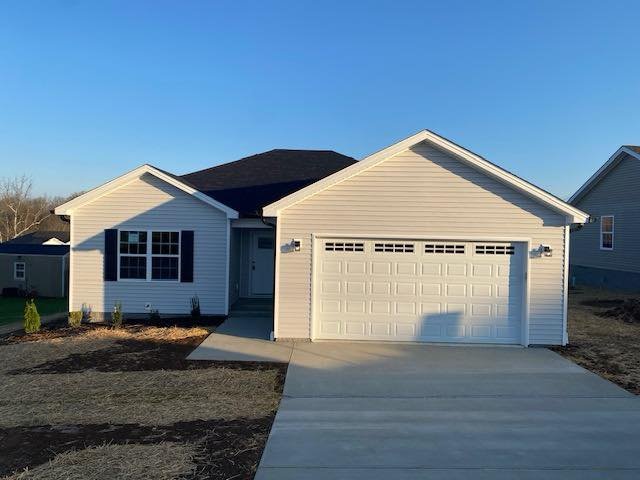 ☀🌷🏡Great New Construction home available for you to make your New Kentucky Home located in the Woodlawn area of Historic Bardstown, KY🏡🌷☀

102 Early Times Blvd is a wonderful quality built &amp; newly constructed home🏡 located in Early Times Sub