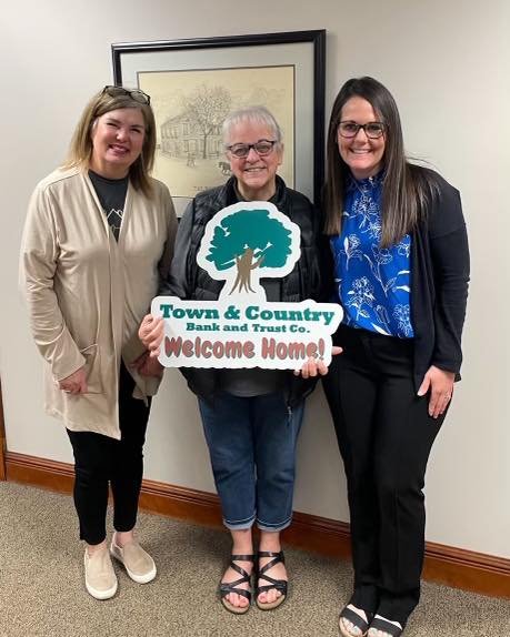🎉 Welcome to Historic Bardstown, Ky 🎉
Area One Realty would like to Welcome Dawn to our wonderful small town! We know you are going to love it here and we wish you many years of happiness in your new home 🏡  Thank you for choosing Area One Realty 
