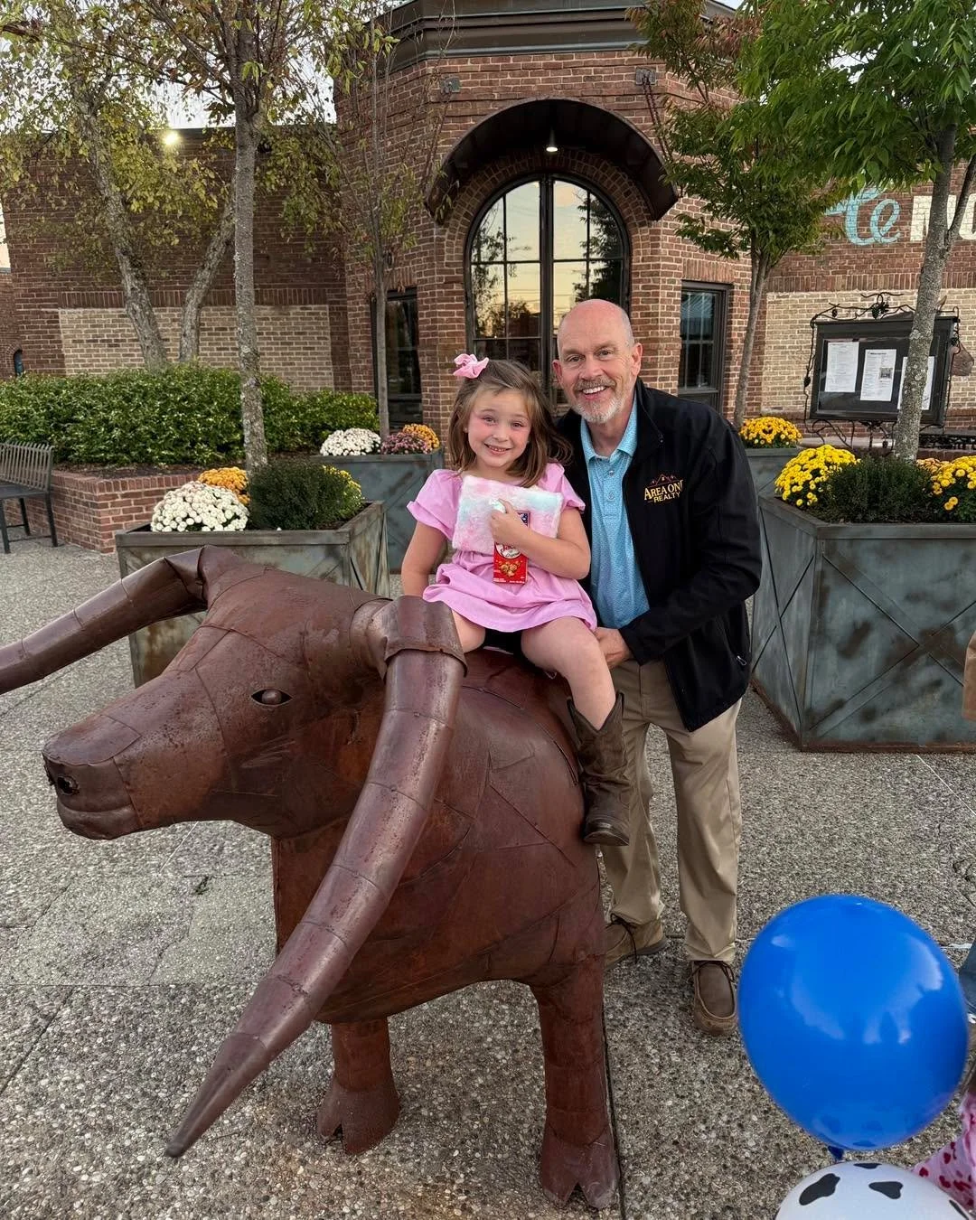 🏡 You will get a BIG smile 😃 on your face when you use Area One Realty to get your home 🏡 LISTED &amp; SOLD!  Our proven professional agents work hard for you from LISTING all the way to the CLOSING table!  Don&rsquo;t Delay! Give us a call 📞 at 