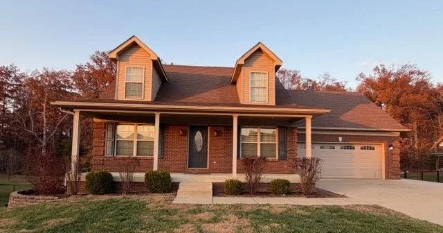 🏡🍁🏡Here at Area One Realty we are feeling grateful for the amazing homes we currently have on the market and the wonderful sellers who make this journey so rewarding. Every listing represents a fresh start and a new chapter for someone, and I&rsqu