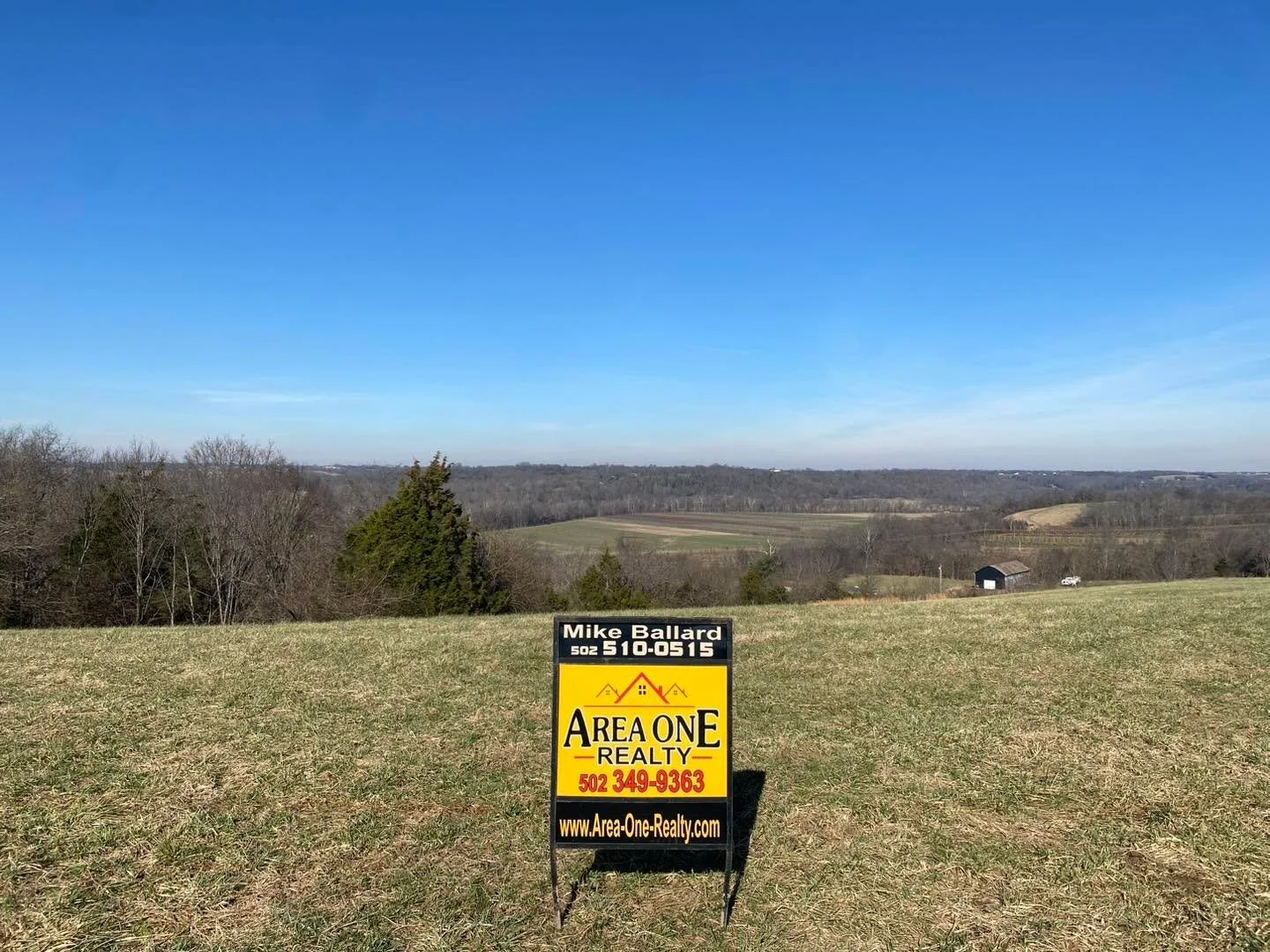 ‼️💥Don&rsquo;t miss this beautiful 🤩 Land Listing at 1300 Eagle Ridge Way located in Springfield, Ky offered by Mike &amp; Kathy Ballard of Area One Realty!💥‼️

Beautiful 🤩 views in all directions await you with this wonderful 16.07 acre building